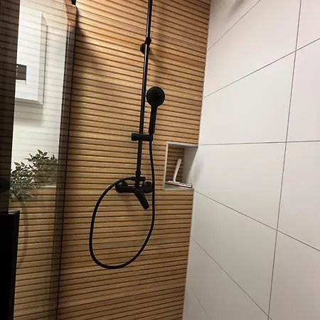 Apartment Old Oak Easystay