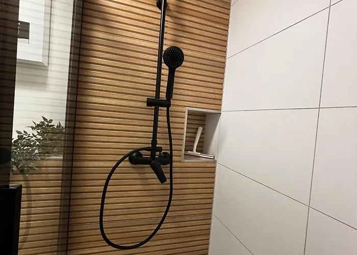 Apartment Old Oak Easystay